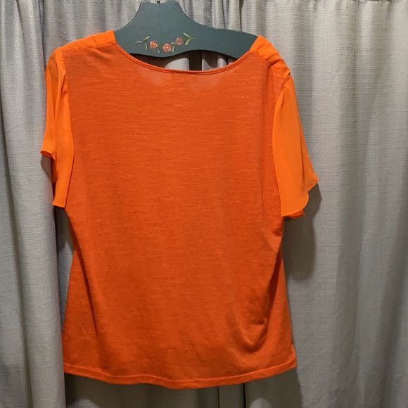 🦋 3 For $15 🦋 Chiffon/Cotton Top - Picture 3 of 3